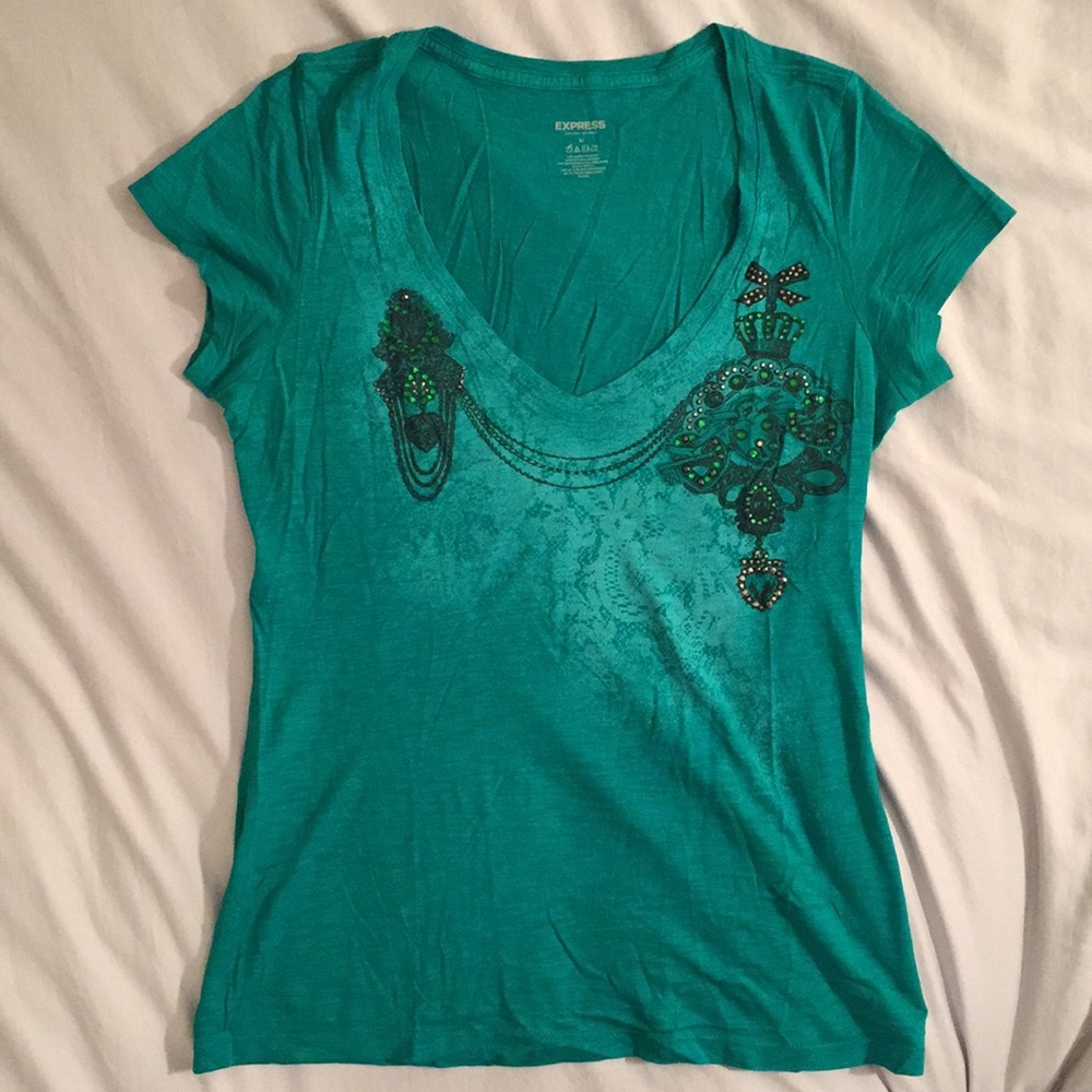 Express V-Neck Fitted Tee